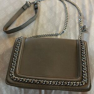 Elegant Gray Chain Strap Women's Bag